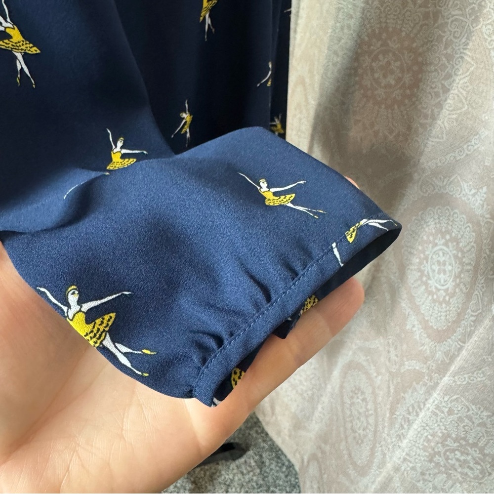 DE Collection Navy w/ Yellow Ballerina Dancer Print Blouse 3/4 Sleeve Twee - Picture 7 of 9